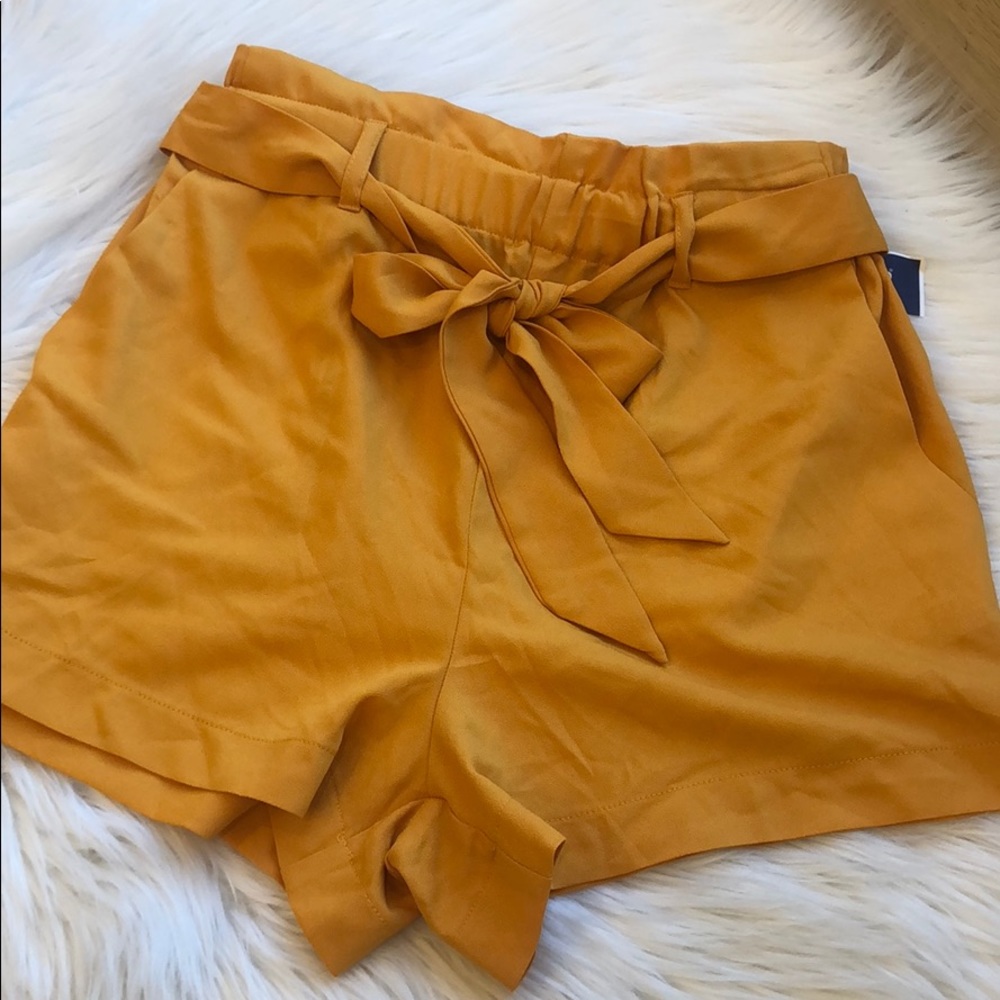 NWT Cute Goldish Shorts